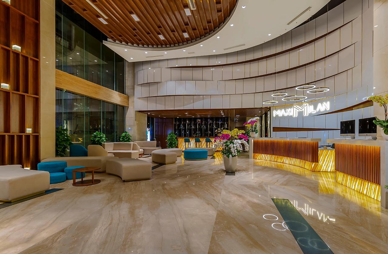 Maximilan Danang Beach Hotel Екстер'єр фото